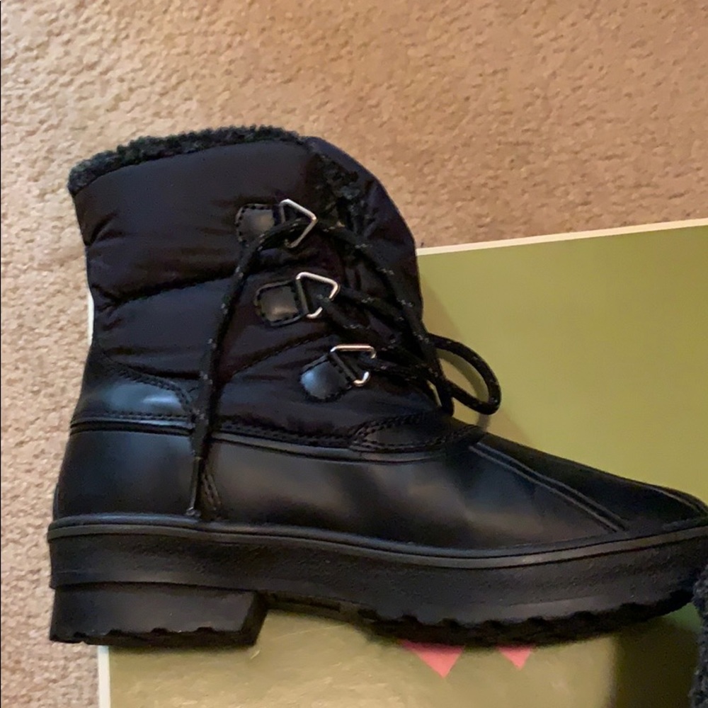 Rain Black boots. - Picture 2 of 5